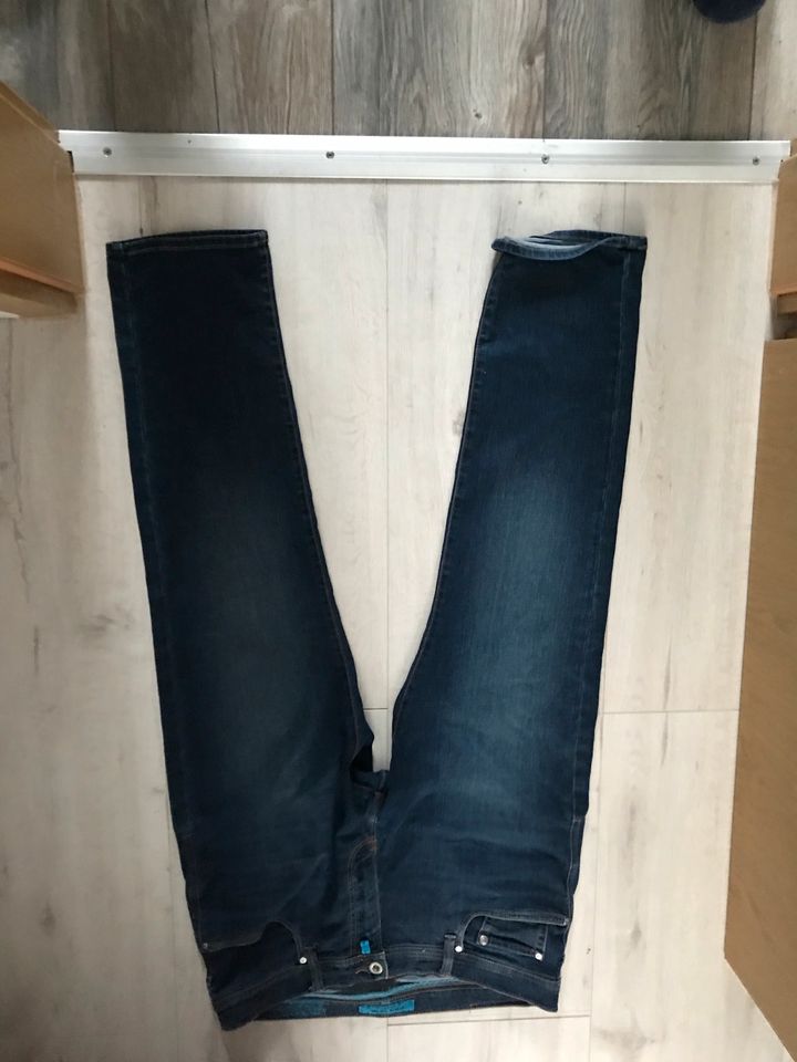 Pierre Cardin Jeans 36/30 in Schwerte