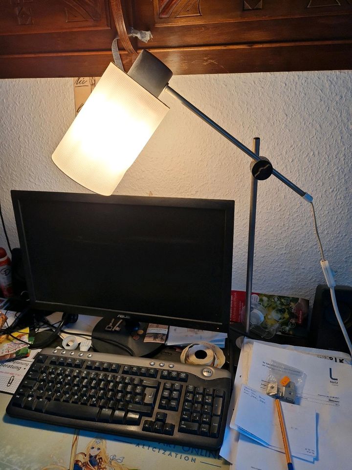 Schreibtischlampe DDR in Leipzig