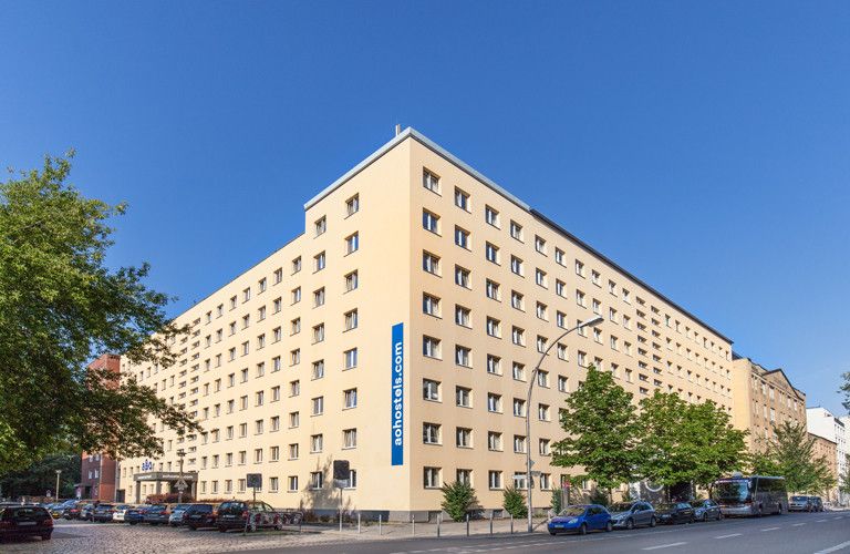 Hausmeister im Hostel (m/w/d) - a&o Berlin Mitte in Berlin