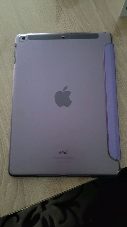 iPad Air 32GB Celluar & WiFi schwarz grau  Modell: MD792FD/A in Hagen