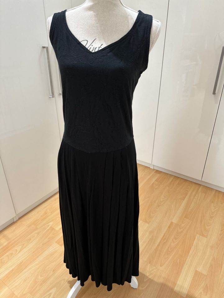 Helline Kleid Maxikleid Sommerkleid Gr.L/40 38 schwarz in Ebermannstadt