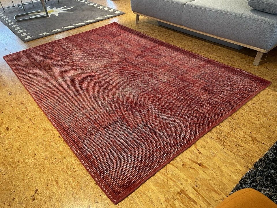 Teppich Sentimental red Läufer Fußbodenbelag Wohnzimmer in Worms