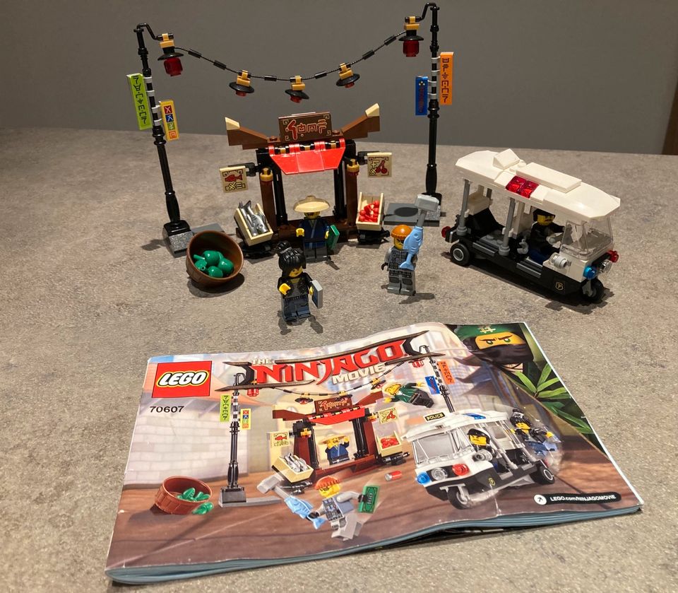 LEGO Ninjago Movie 70607 - VERFOLGUNGSJAGD IN NINJAGO CITY in Legden