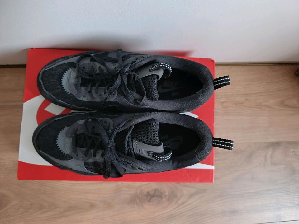 Nike Air Max 90, 42 Schuhe quasi neu in Grönwohld