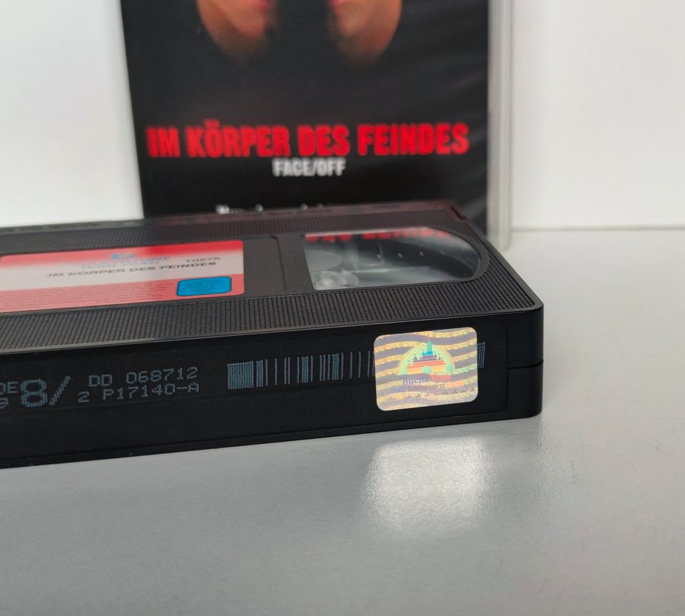 Im Körper des Feindes "Travolta&Cage" [VHS] Videokassette (1997) in Oer-Erkenschwick