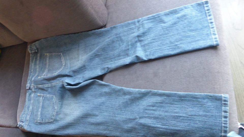 Jeans Gr. 50 in Beuren