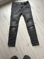 Review Jeans Skinny Slim Fit 33/32 Grau…neuwertig!!! Schleswig-Holstein - Bad Bramstedt Vorschau