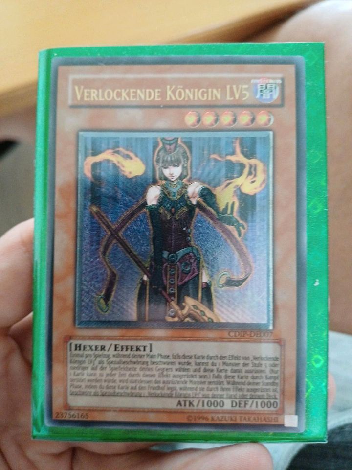 Verlockende Königin LV5 Ultimate Rare in Nordrhein-Westfalen