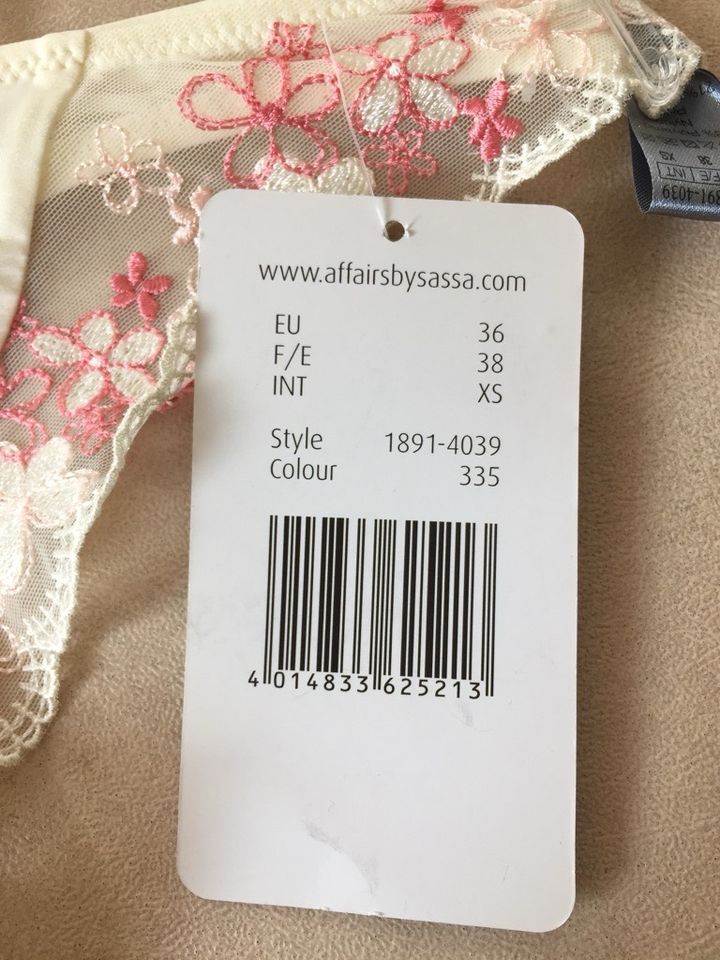 Hunkemöller Triumph Affairs BH 70A String 36 weiß Neu ungetragen in Ebersbach/Sachsen