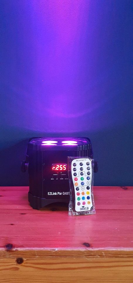 Chauvet DJ EZLink Par Q4BT inkl. Fernbedienung - neuwertig in Oberzent