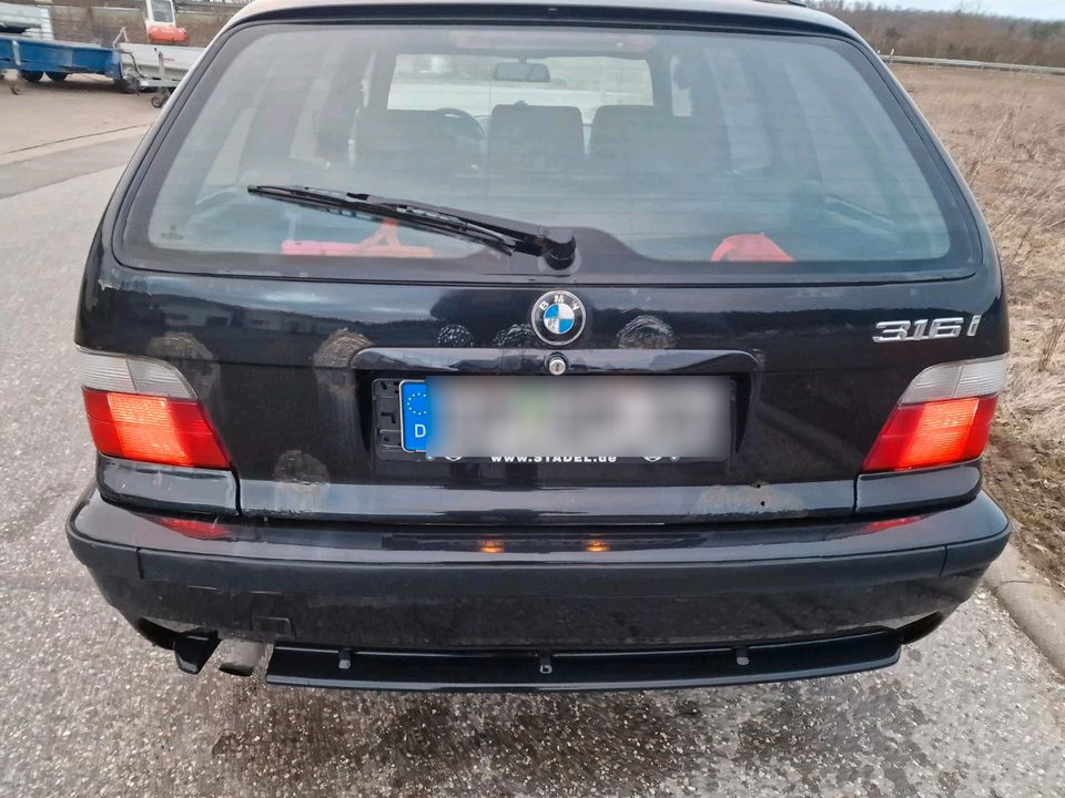 BMW e36 316i Touring m Packet ab Werk in Gingen an der Fils