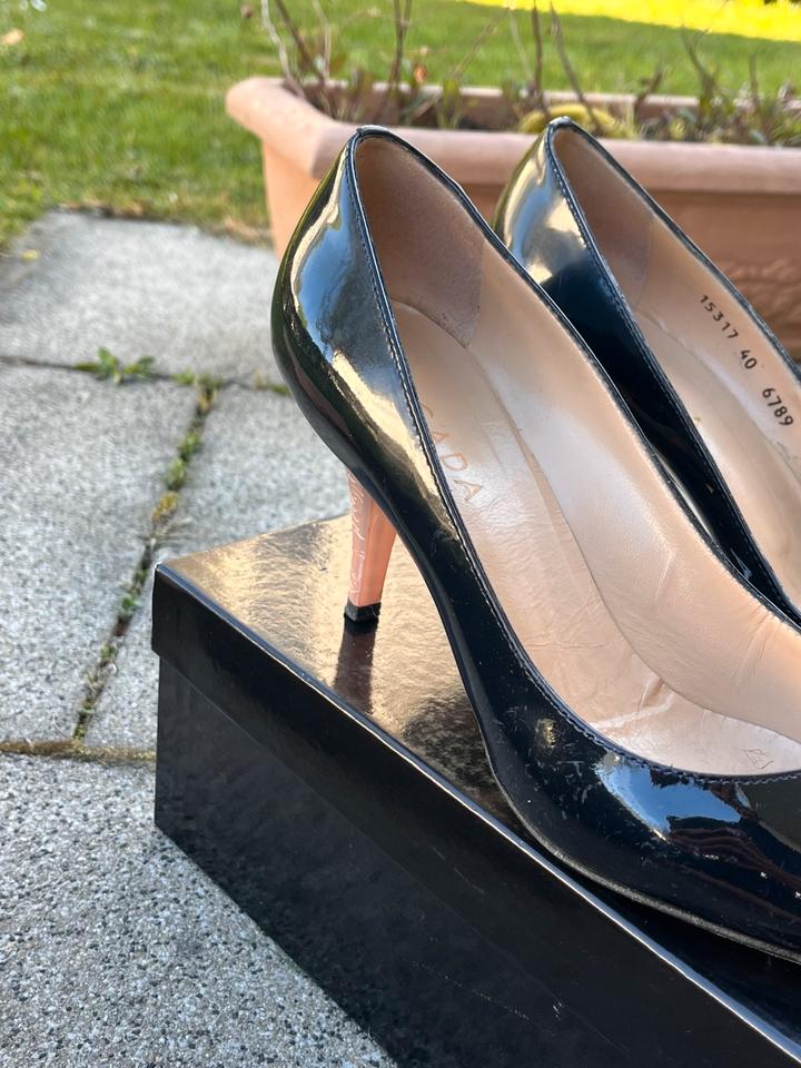 Escada 9310 Pumps Lack schwarz 100% Leka; made in Italy EU 40 in München