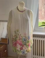 Apricot Kleid Sommer mit floralen Muster Gr 36/38blickdicht Nordrhein-Westfalen - Viersen Vorschau