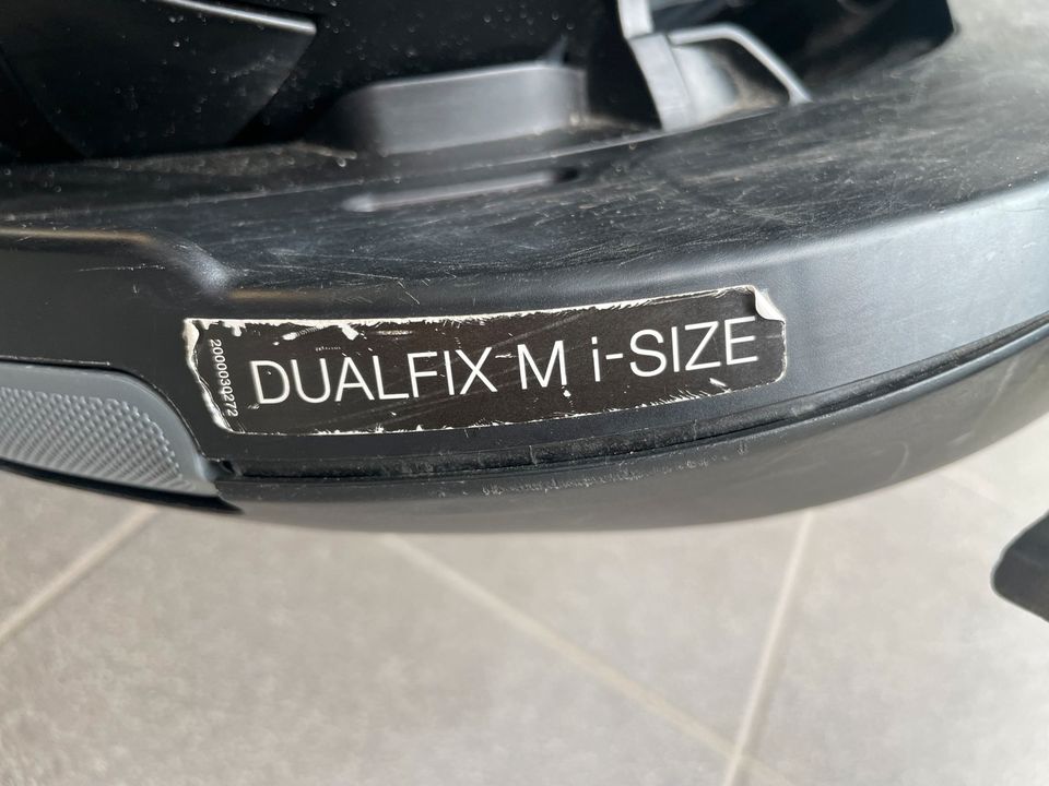 Kindersitz Britax Römer DUALFIX M i-SIZE Storm Grey in Tessin