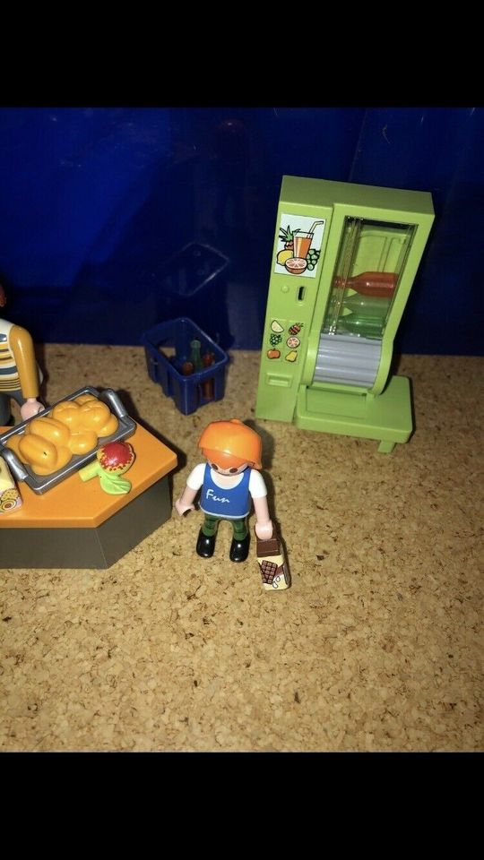 Playmobil- Hausmeister und Kiosk+ Extras 4327 in Barkelsby