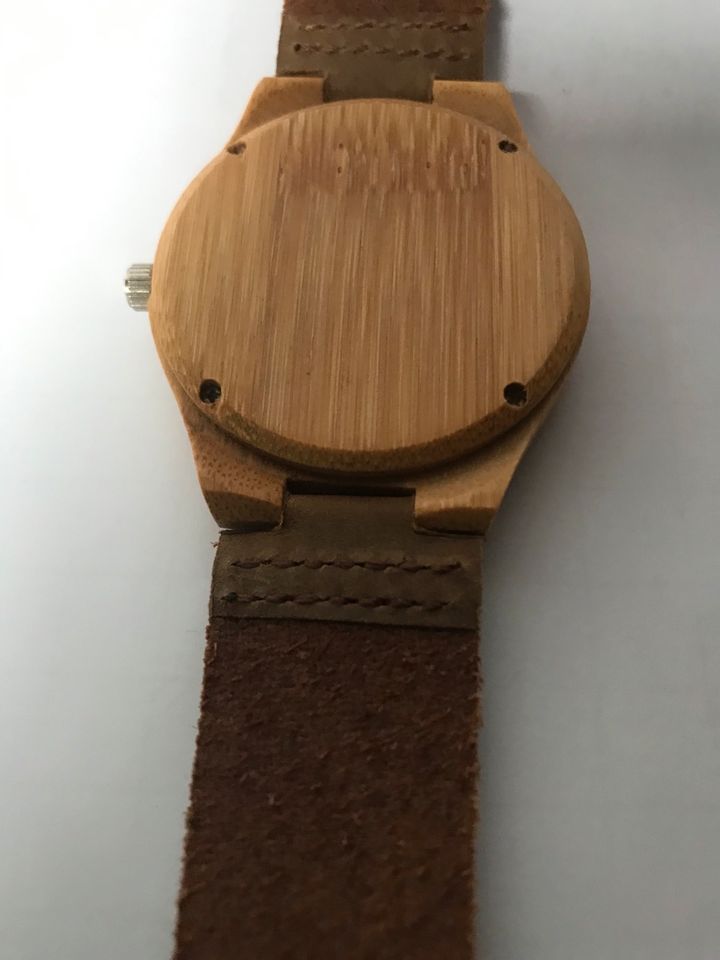 HolzUhr Armbanduhr Unisex ungetragen 90er Vintage in Schwabach