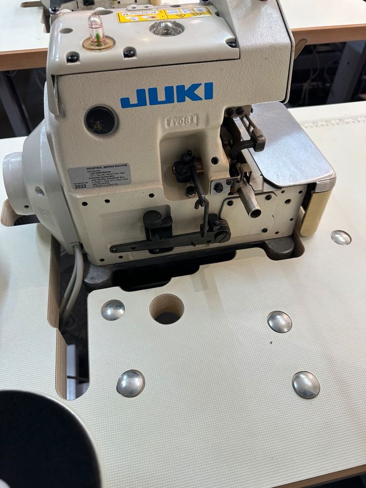 Overlock Juki industrienähmaschine Top Angebot !!!! 2024 in Essen