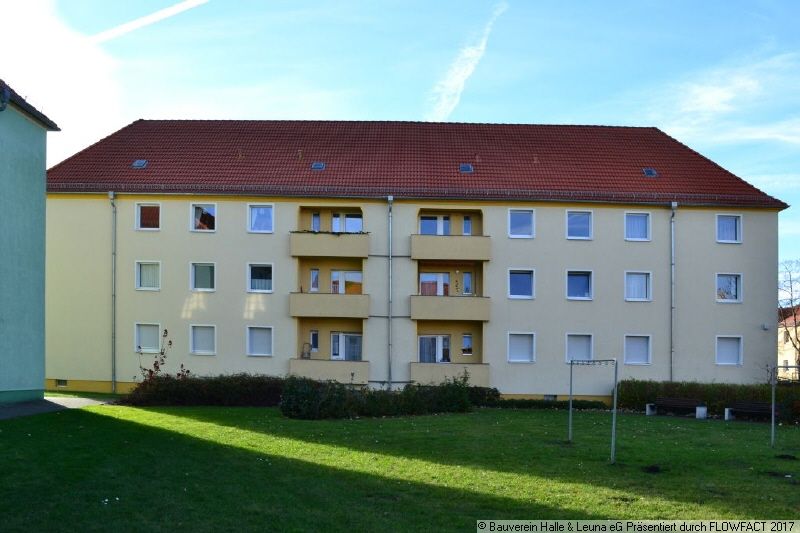 Große 3-Raum Wohnung mit Tageslichtbad in Bitterfeld