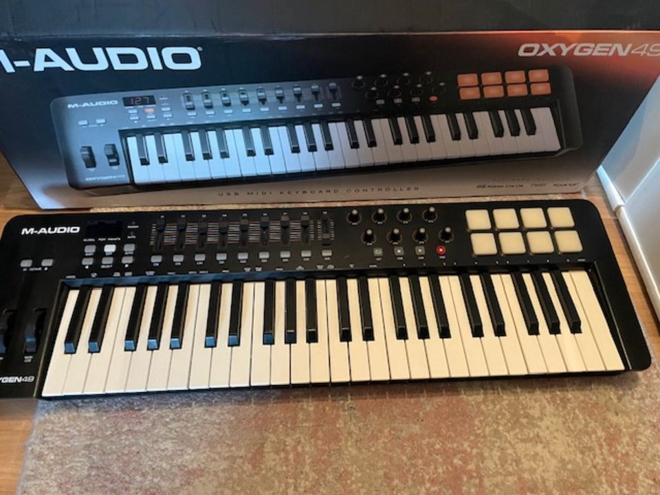 M-Aufio Oxygen Midi Keyboard 49 Tasten in Halle