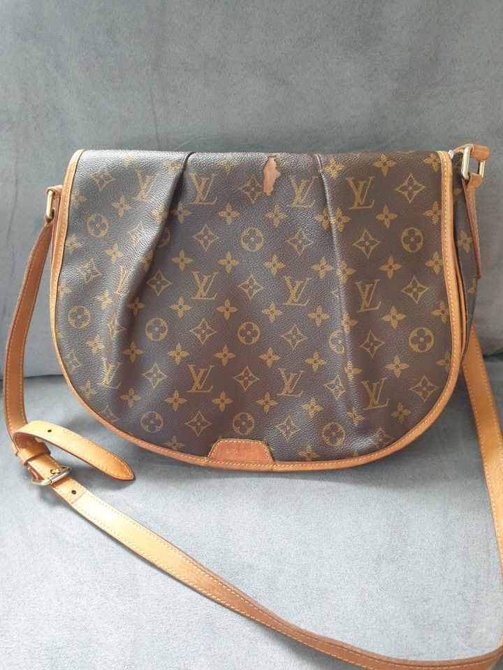 Louis Vuitton Menilmontant mm