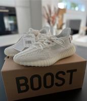 Adidas Yeezy Boost 350 V2 Gr. 37 1/3 bone weiß creme Hessen - Bensheim Vorschau