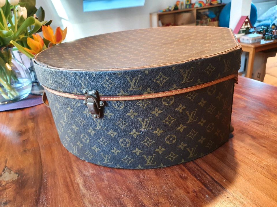 Luis Vuitton Boite Chapeaux 50 Travel Luggage Hat Box Hutkoffer in Oberursel (Taunus)