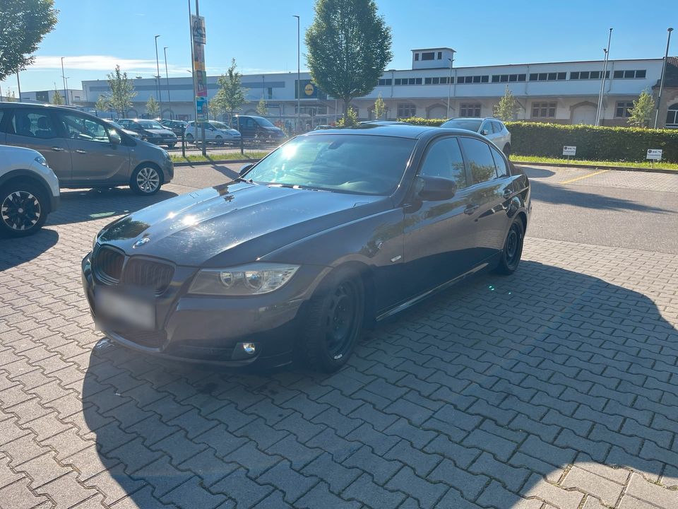 BMW e90 FACELIFT TÜV bis 2026 in Pforzheim