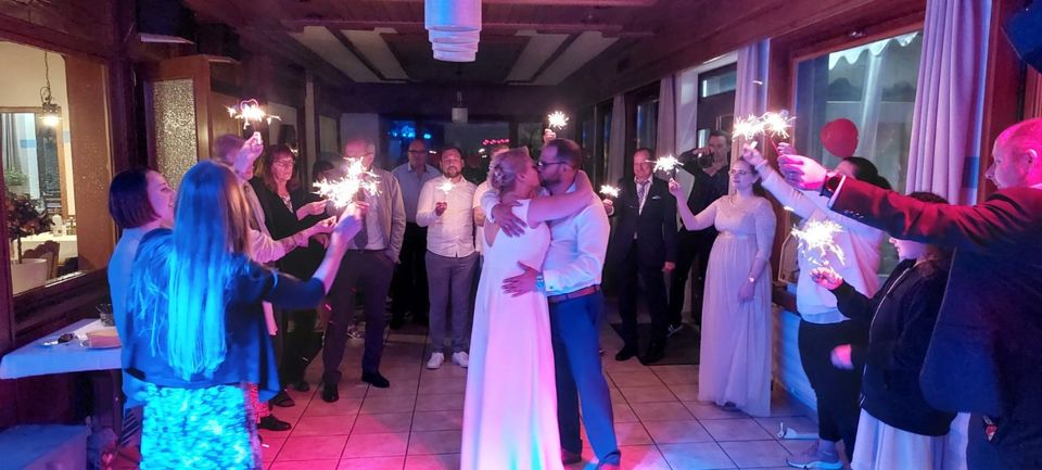 Dj.Roland für Ihre Hochzeit Geburtstag Jubiläen 2024 /25 in Minden