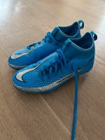 Nike Kickschuhe / Fussballschuhe Phantom Gr. 33,5 Baden-Württemberg - Illerkirchberg Vorschau