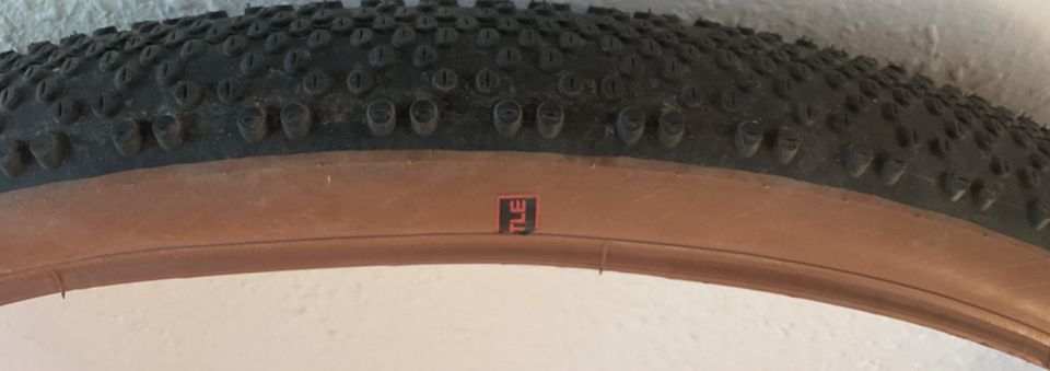 2 Gravelreifen neu Schwalbe G-One Bite 28x1,7 45-622 in Landsberg (Lech)