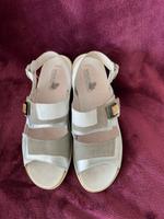 Damen Sandalen Waldläufer Gr. 39 Weite G / LEDER Klettverschlüsse Baden-Württemberg - Singen Vorschau