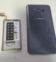 Samsung S8PLUS  Akku und Akku Deckel Hessen - Linden Vorschau