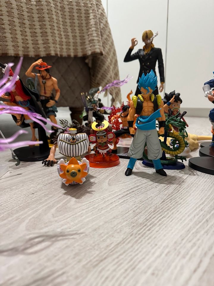 Sammlung Figuren DBZ/Naruto/OnePiece in Hamburg