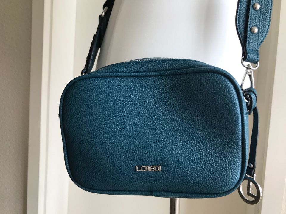 Tasche Umhängetasche Crossbodytasche L.CREDI petrol blau NEU!!! in Bous