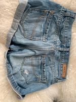 Jeans Shorts 34 kurz Hessen - Kirtorf Vorschau