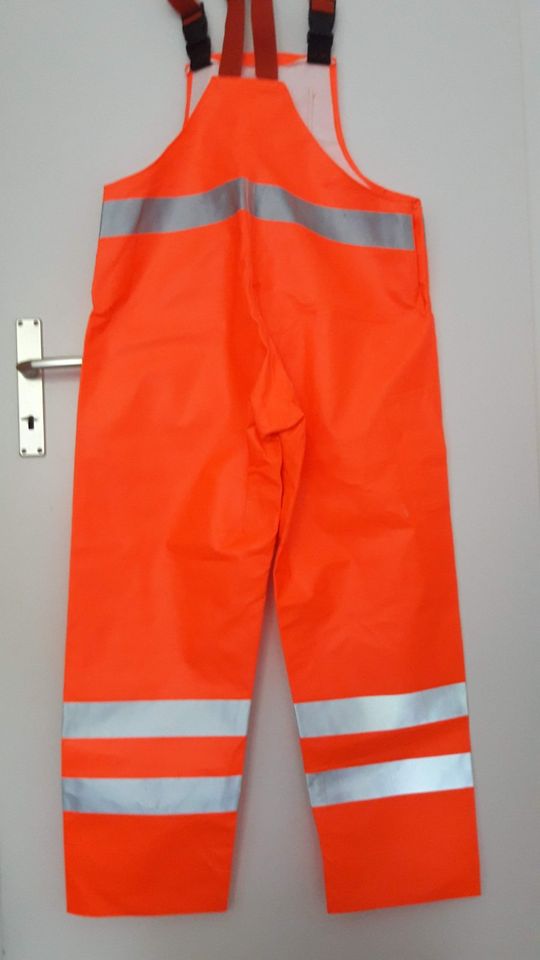 Regenhose Latzhose Arbeitshose GR 54/56 Warnschutz Latzhose in Lüdenscheid