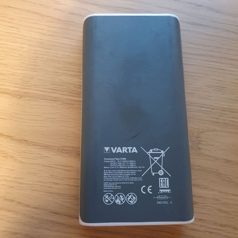 VARTA Zusatzakku "Powerpack 16000 mAh" 5V/1A und 5V/2,4A (Schnell in Bayern  - Augsburg | Weiteres PC Zubehör gebraucht kaufen | eBay Kleinanzeigen ist  jetzt Kleinanzeigen