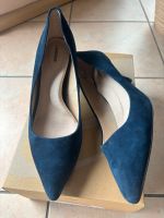 Pumps Gr.39 Leder blau w.NEU  Lands End toller Absatz Niedersachsen - Braunschweig Vorschau