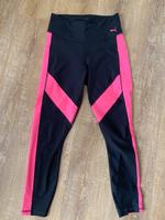 Puma tight M Leggins schwarz pink Sporthose Düsseldorf - Pempelfort Vorschau