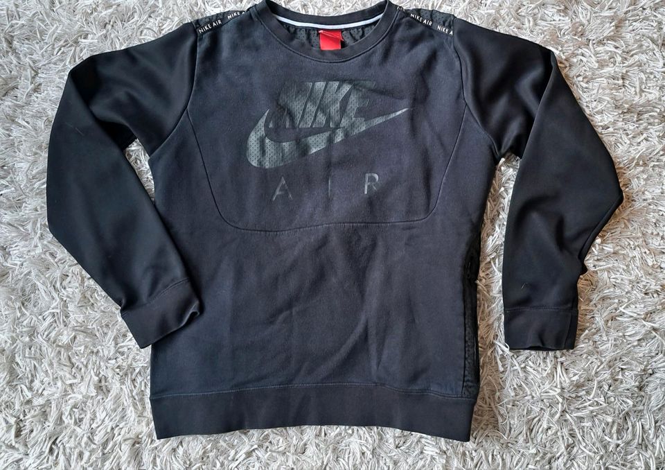 Pulli Sweatshirt von Nike Airlines Gr. M in Hünstetten