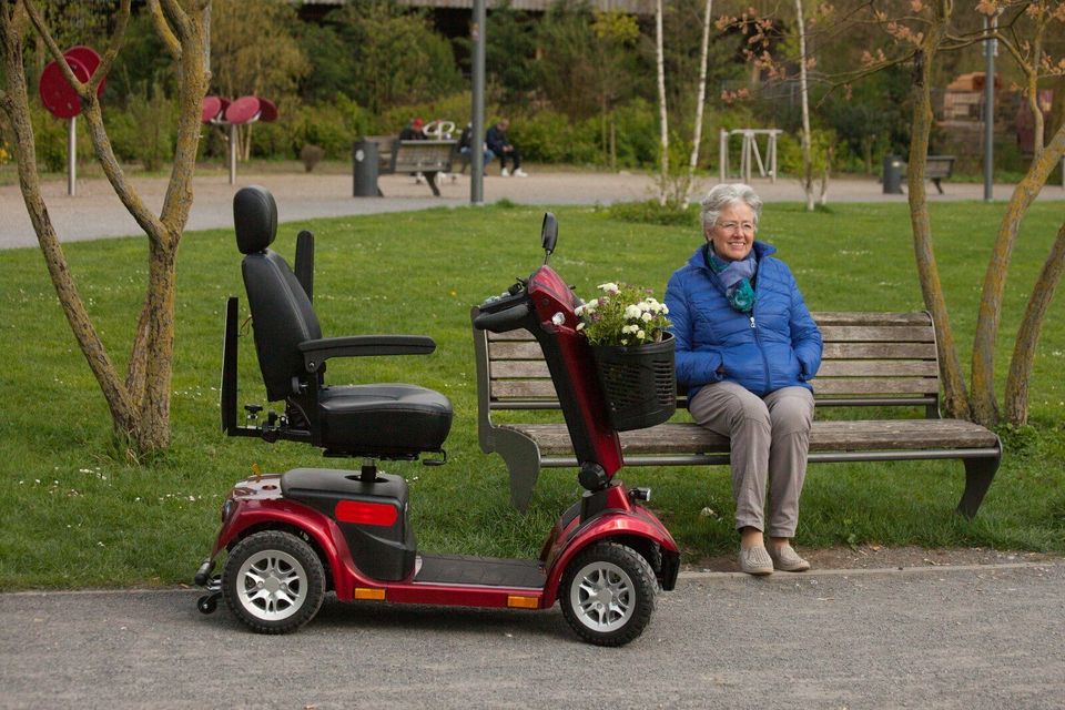 Elektroscooter. Seniorenmobil, E-Scooter Shopper, Sanitätshaus in Goch