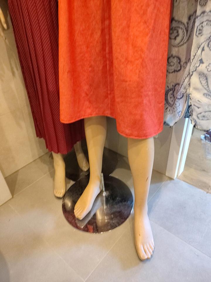 zwei Vintage Schaufensterpuppen zu verkaufen in Berlin Neukölln