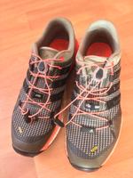 Adidas Terrex Boost Trail Laufschuhe 38 3/4 sehr guter Zustand Hessen - Witzenhausen Vorschau