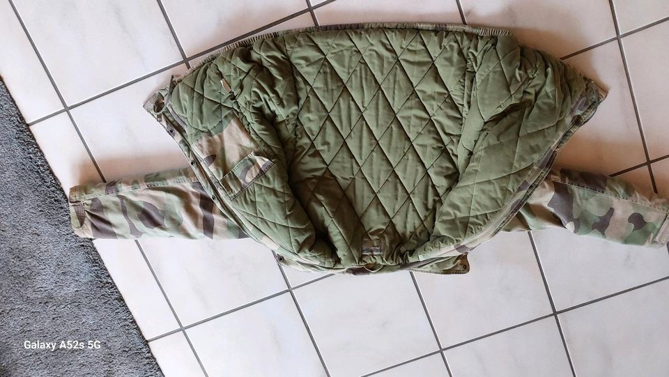 Camouflage Jacke in Aldingen