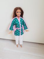 Barbie Kimono und Hose aus 80/90er Jahre Puppe Spielzeug Essen - Essen-Ruhrhalbinsel Vorschau