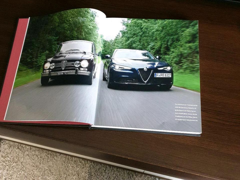 Alfa Romeo Anniversario Buch in Wuppertal