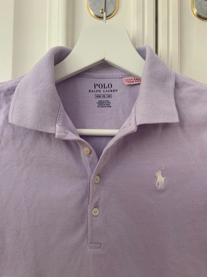 Neuwertig Poloshirt Ralph Lauren 140 Flieder Shirt in Großhansdorf