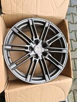Eine Alufelge 22 Zoll 9,5j 5x130 ET52 Porsche Cayenne Panmera Baden-Württemberg - Öhringen Vorschau