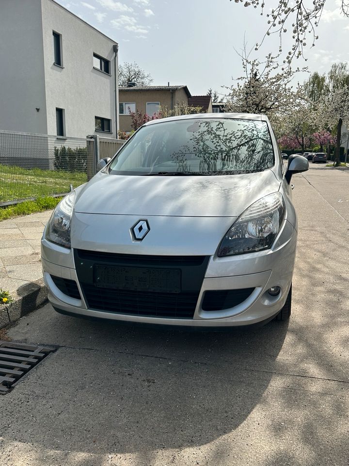 Renault Scenic in Berlin