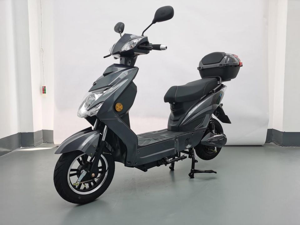 E-Scooter, E-Roller Enjoy, 45kmh, LED, Elektroroller, Schnapper in Breitscheid